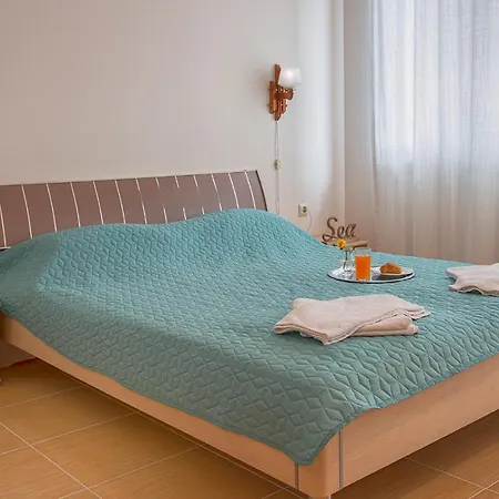 Apollon 7 Aparthotel