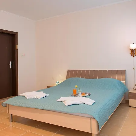 Apollon 7 Aparthotel